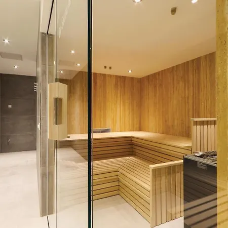 Baltic アパート *